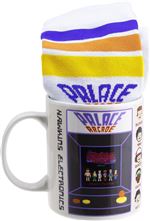 Taza y calcetines Stranger Things Hawkins Electronics