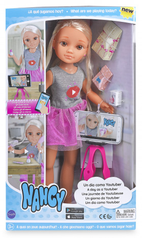Nina Nancy Un día como Youtuber