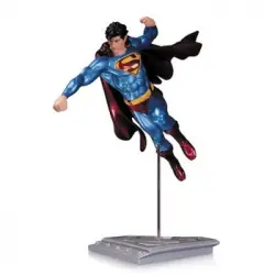 Dc Comics Apr140320. Estatua Superman.